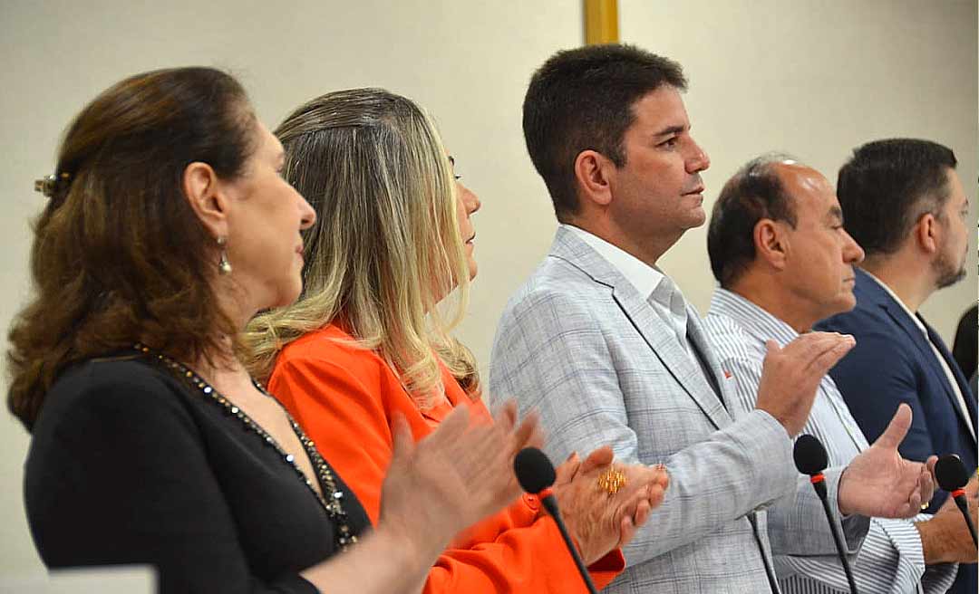 Médicos do Acre recebem homenagem do Conselho Regional de Medicina