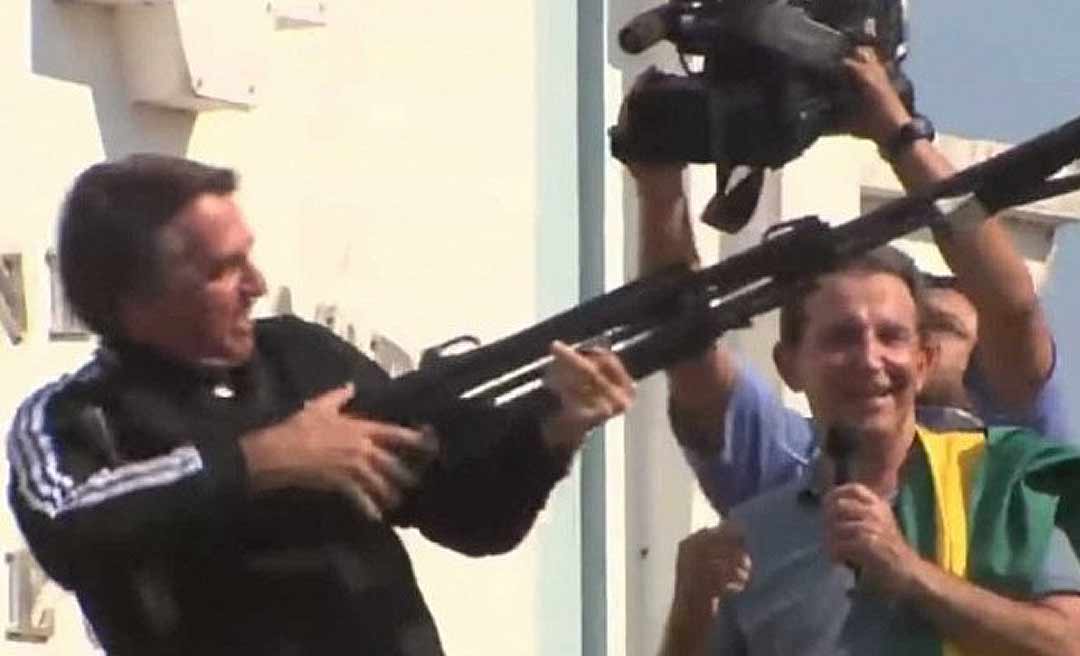 TSE retira propaganda do PT que distorce fala de Bolsonaro sobre armas