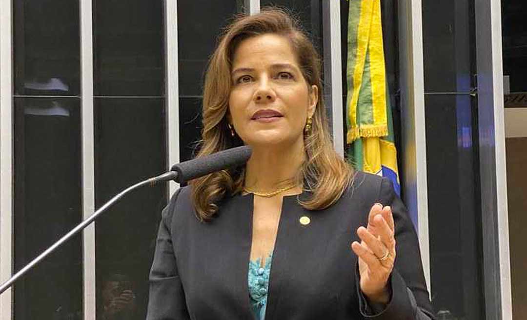 Mara Rocha descarta seguir orientação do MDB e declara apoio à reeleição de Bolsonaro: “Dia 30 é 22 sem pestanejar”