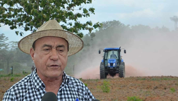 Bocalom começa a distribuir calcário adquirido pela prefeitura a produtores de Rio Branco