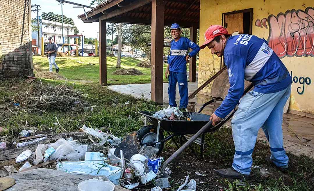 PL apresentado pela prefeitura quer obrigar associações de bairros a cuidar de ruas, combate à dengue, jardinagem e praças