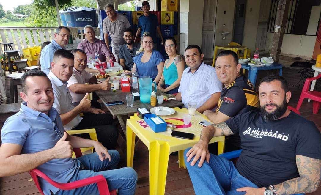 No Bar do Zé do Branco, grupo de vereadores reafirma apoio a Raimundo Neném na presidência da Câmara Municipal