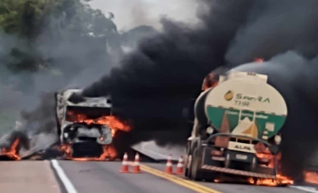 Caminhões queimados em ato golpista bloqueiam rodovia em MT: 'meteram bala' 