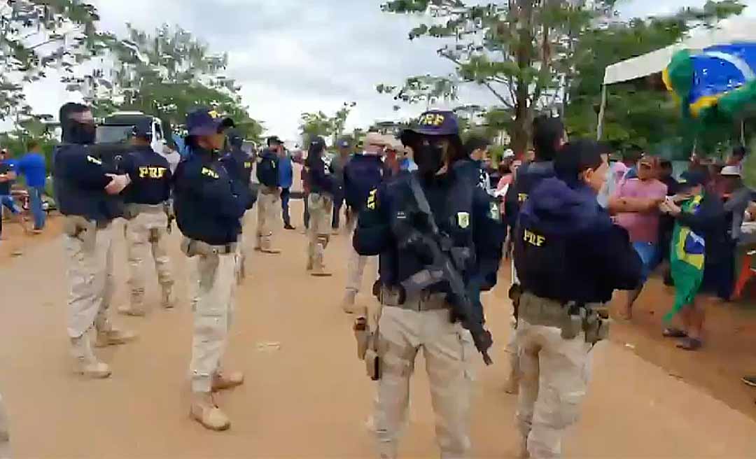 BR-364 em Rondônia continua com cinco pontos de bloqueios