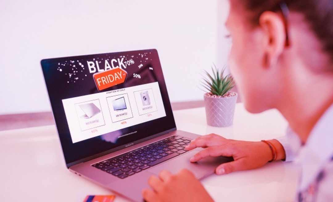 67% dos brasileiros têm medo de cair em fraudes durante as compras na Black Friday