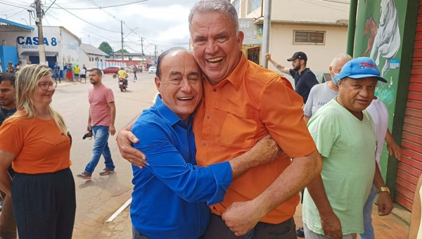 “Se eu fosse o Bocalom pediria desculpas”, diz Petecão sobre defesa do prefeito aos militares 