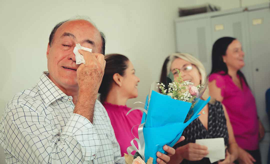 Bocalom é homenageado por fiscais da Vigilância Sanitária em café da manhã