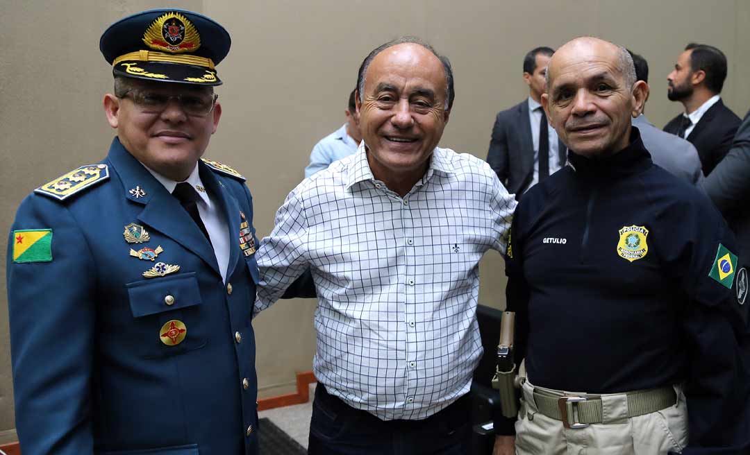 Prefeito Bocalom prestigia posse do novo superintendente regional da Polícia Federal do Acre