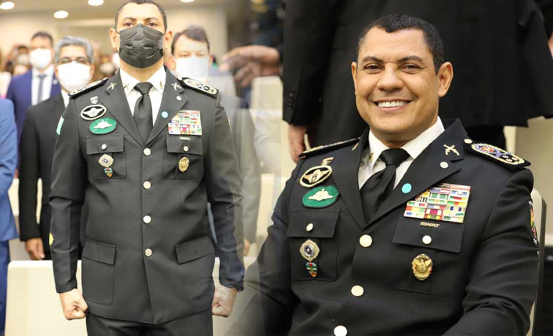 Bolsonarista raiz, Ulysses Araújo é diplomado com trajes militares em sessão do TRE/AC