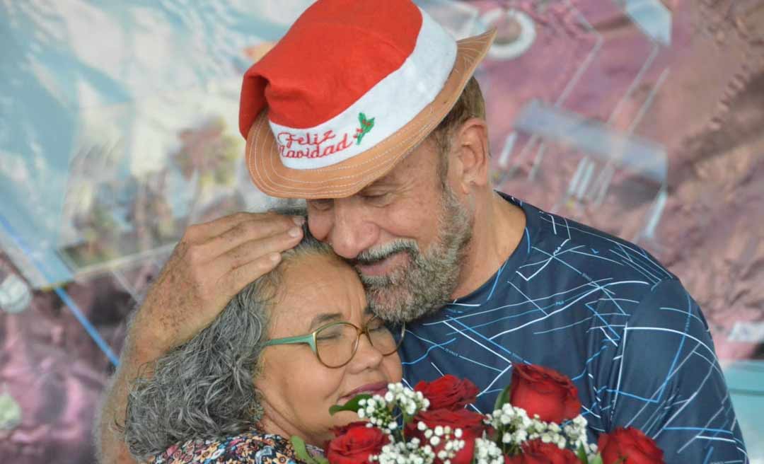 Servidores e vereadores da Câmara Municipal de Rio Branco celebram Natal com café da manhã