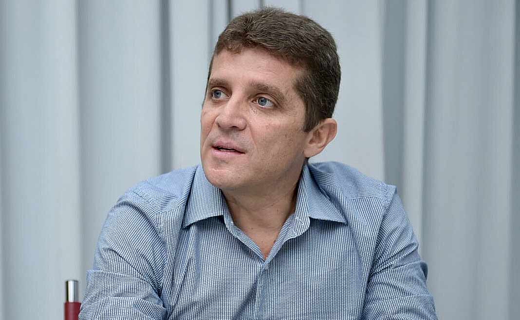 Contador Luís Almir Brandão é mantido no comando da Controladoria-Geral do Estado