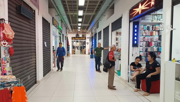 Comerciantes do Aquiri Shopping podem ‘vender’ boxes desde que recolham 30% para o Tesouro Municipal, decide lei