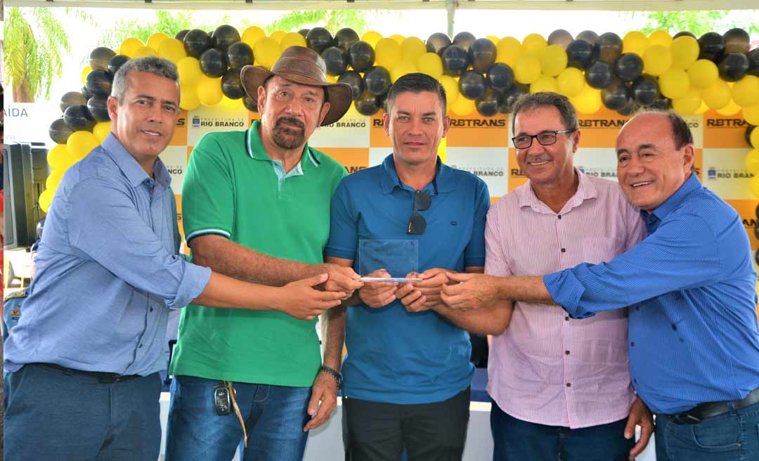 Prefeito de Rio Branco, Tião Bocalom prestigia comemoração dos 21 anos da RBTrans