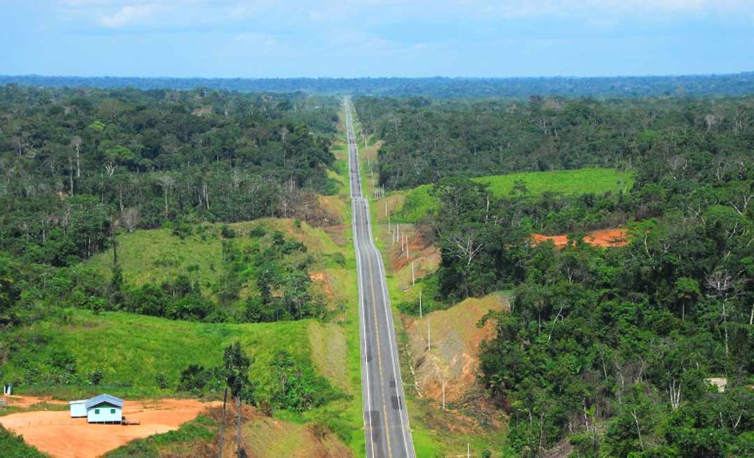 MPF pede indenização de R$ 10 milhões a indígenas do Acre por danos causados pela construção da BR-364