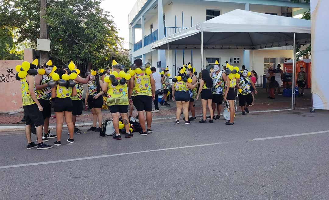 Movimento ainda é fraco no centro para início do desfile dos blocos