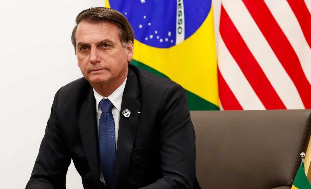 Durante palestra nos EUA, Bolsonaro reclama de salário de R$ 33 mil e diz que esquecia da esposa