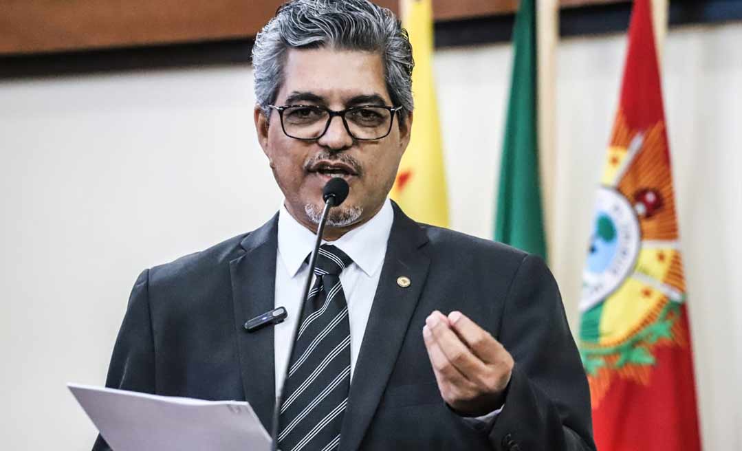 PCdoB ingressa com ação contra parágrafo da reforma de Gladson que aumenta número de comissionados por decreto, sem autorização da Aleac