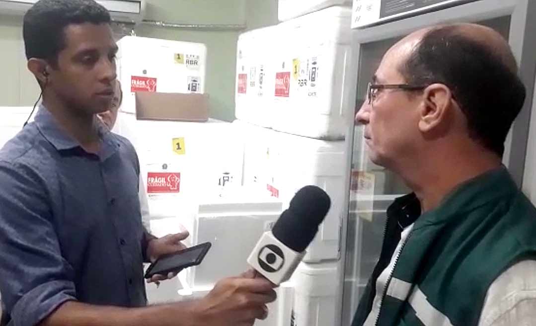 Gerente na Semsa deu declaração contrária à recomendação do PNI sobre vacina bivalente e médico rebate; "no mínimo duas doses"