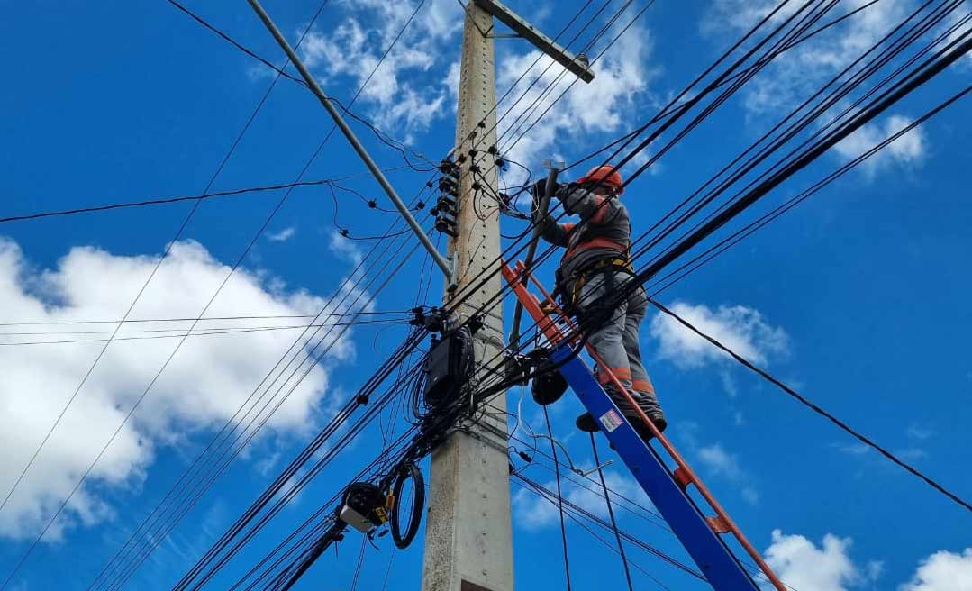 Programa Cidade Iluminada da Prefeitura de Rio Branco chega na regional Vila Acre