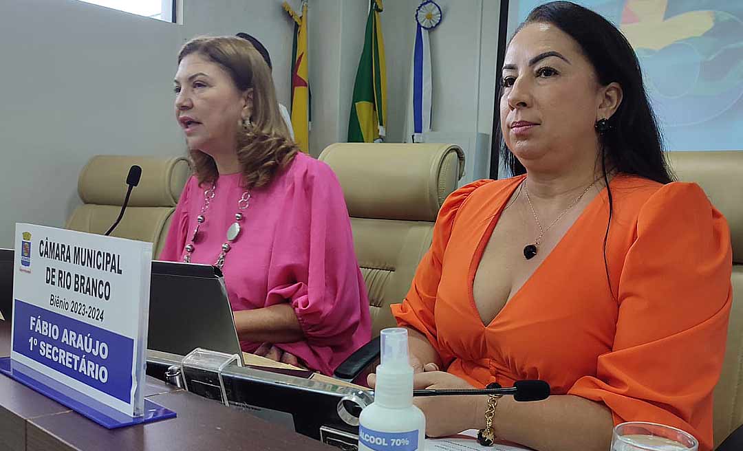 Vereadoras Lene e Elzinha presidem sessão da Câmara no Dia Internacional das Mulheres