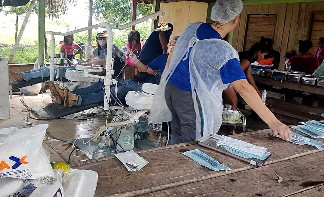 Itinerante Fluvial Saúde na Comunidade da prefeitura de Rio Branco, faz mais de 3 mil procedimento na Região do Barro Alto