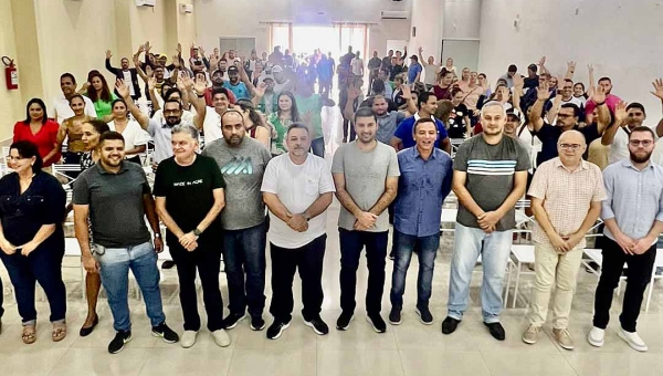 Em evento da saúde no Juruá ao lado de Bittar, Nicolau agradece apoio do senador para a região