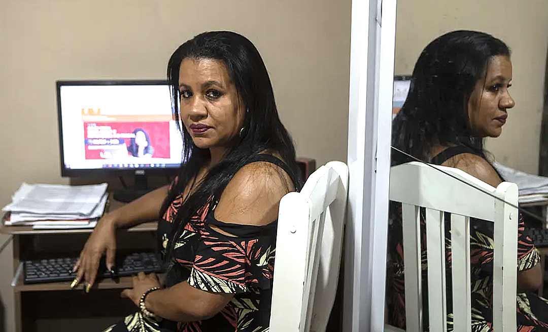 Formados pelo Fies dividem sonho de curso superior com pesadelo da dívida