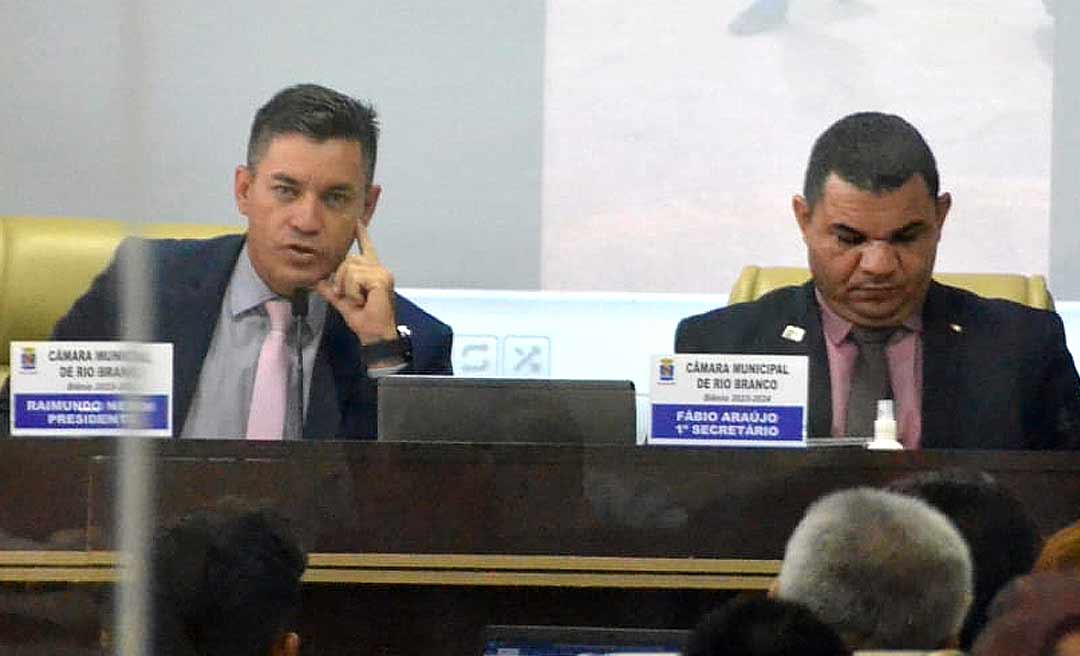 Neném critica gestão Bocalom e lembra que Socorro Neri “botou para moer” com menos dinheiro em caixa que o atual prefeito