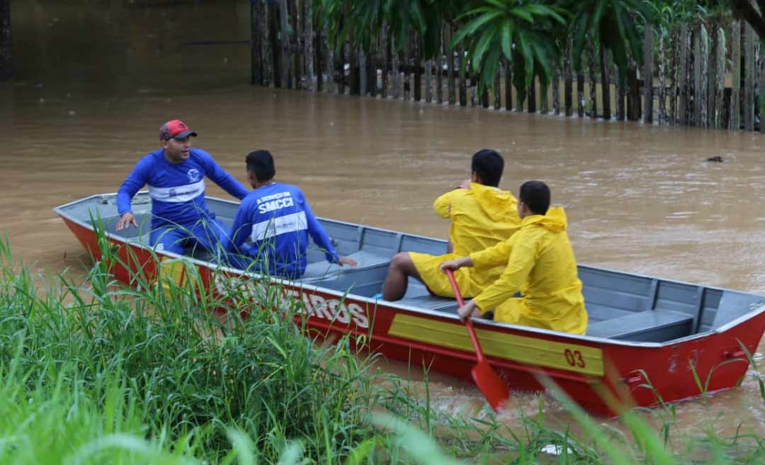 Prefeitura de Rio Branco presta assistência a famílias atingidas pela chuva desta quinta-feira