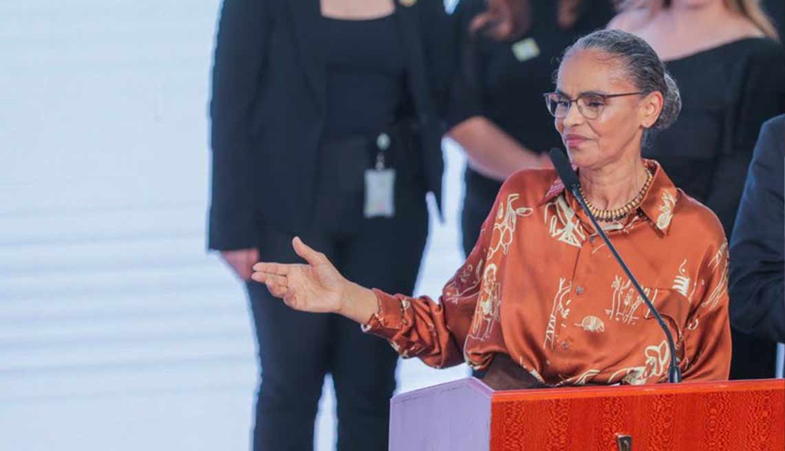 Ministros Waldez Góes e Marina Silva chegam ao Acre neste domingo e farão sobrevoo em áreas alagadas 