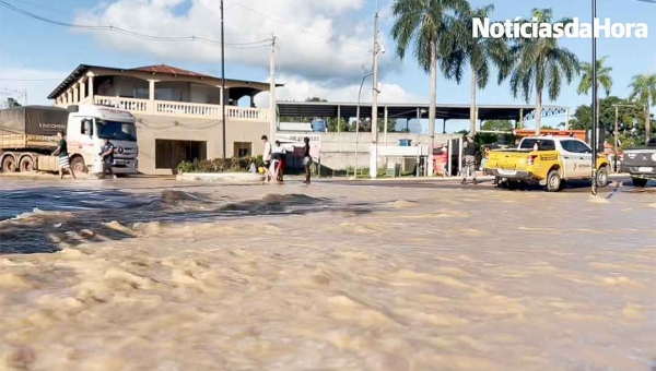 Brasiléia inundada 