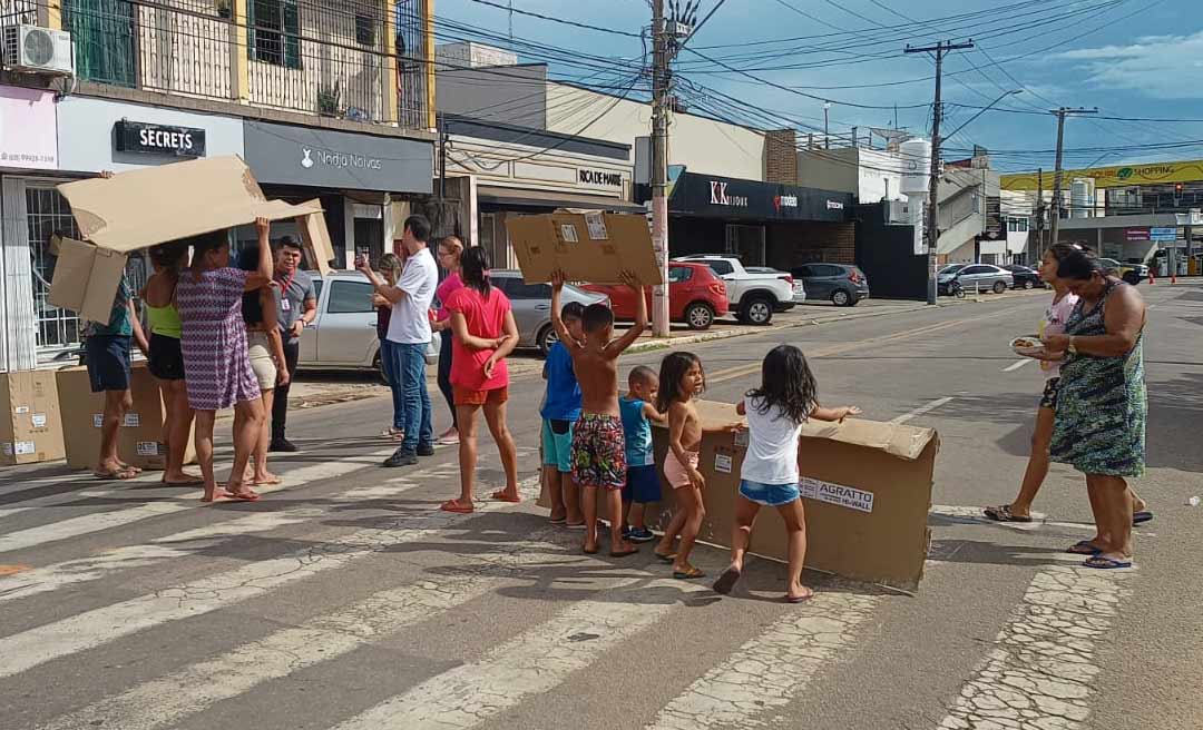 PROTESTANDO