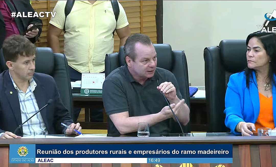 Longo e Velloso presidem reunião com produtores e empresários sobre embargos do Ibama