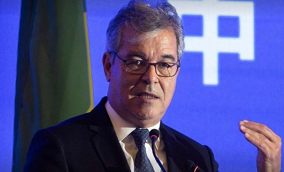 Sem saber inglês, Jorge Viana muda estatuto da Apex-Brasil para ficar no cargo e ganhar R$ 65 mil