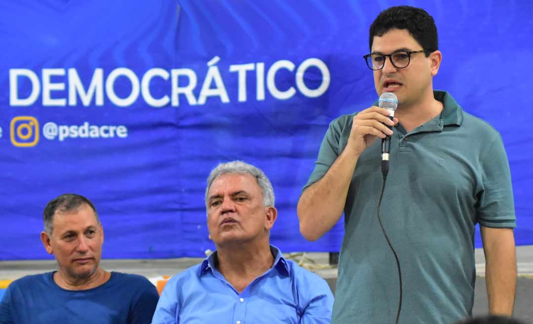 "O PSD é o gigante que terá como norte a defesa da democracia", diz Ribeiro ao ser empossado na Executiva municipal do partido