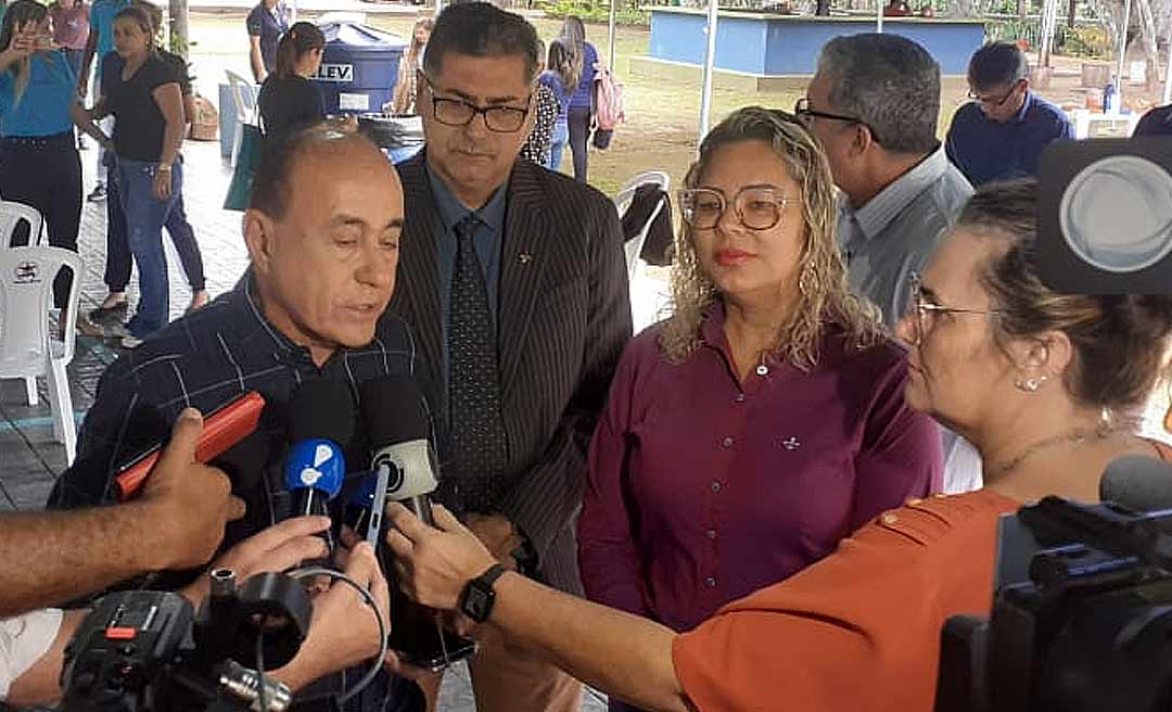 Prefeitura realiza ação alusiva ao dia de combate ao Lupus e Fibromialgia