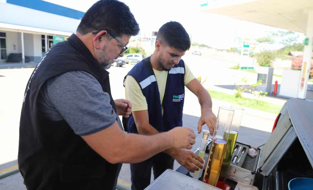 Fiscalização encontra irregularidade em posto e uma bomba de combustível é interditada