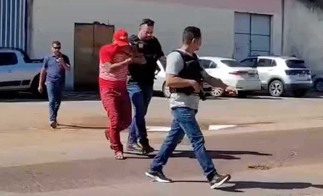 Criminosos que roubavam veículos no Acre para vender na Bolívia são presos pela Polícia Civil