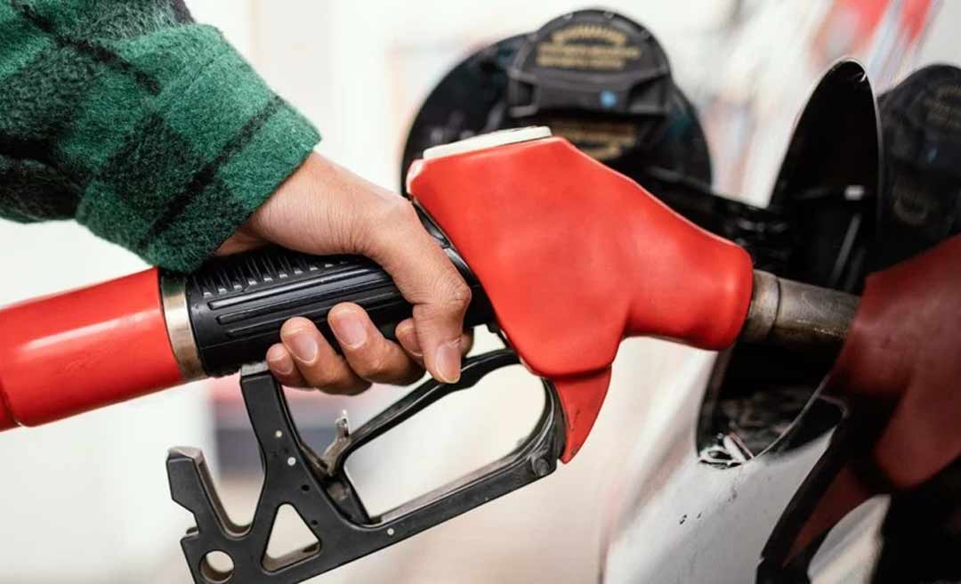 Imposto sobre gasolina e etanol muda nesta semana e deve elevar os preços dos combustíveis