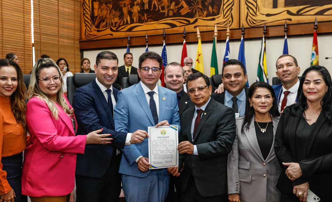 Gladson Cameli assina termo de doação de terreno para construção de nova sede da Aleac