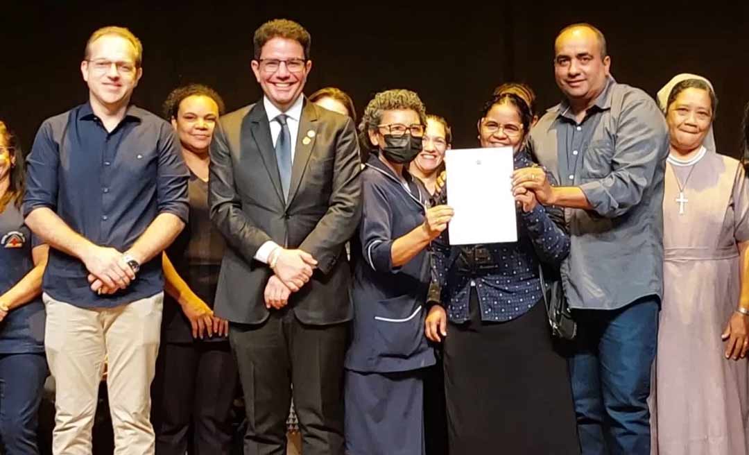 Hospital do Juruá agora se chama Hospital Irmã Nair Reichert