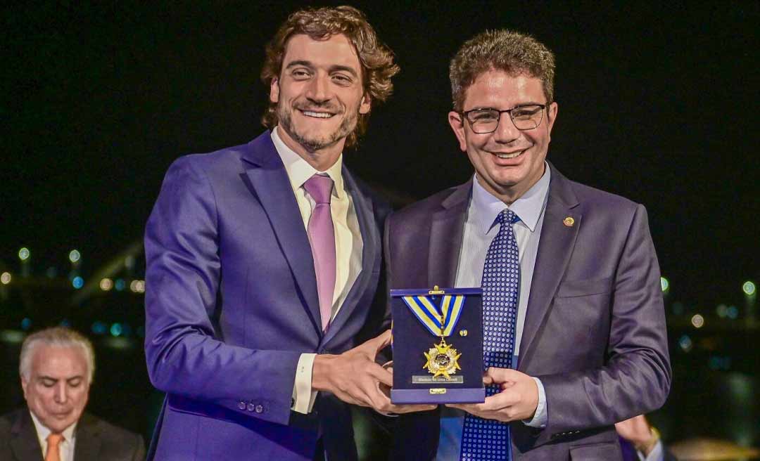 Governador Gladson Cameli é homenageado com medalha da Associação Nacional dos Procuradores