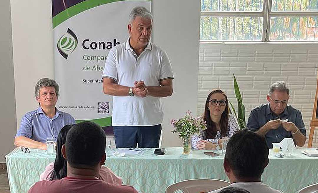 Petecão participa de encontro das Cooperativas e Associações de Produtores Rurais do Acre