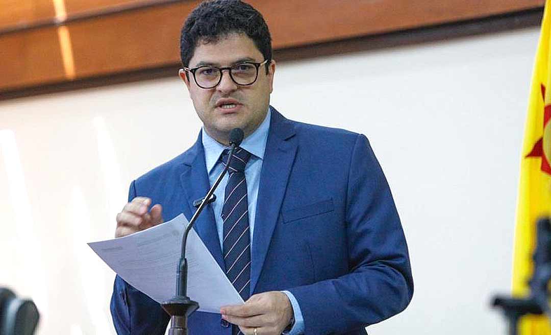 Eduardo Ribeiro apresenta PL que obriga concessionária de energia a oferecer soluções para pagamento no momento do corte