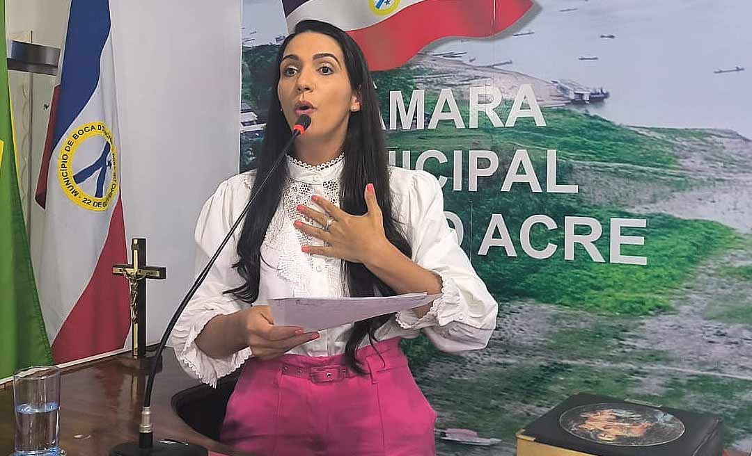 "O prefeito municipal não manda mais nesta Casa", enfatiza em discurso a Presidente da CMBA, Taísa Onofre