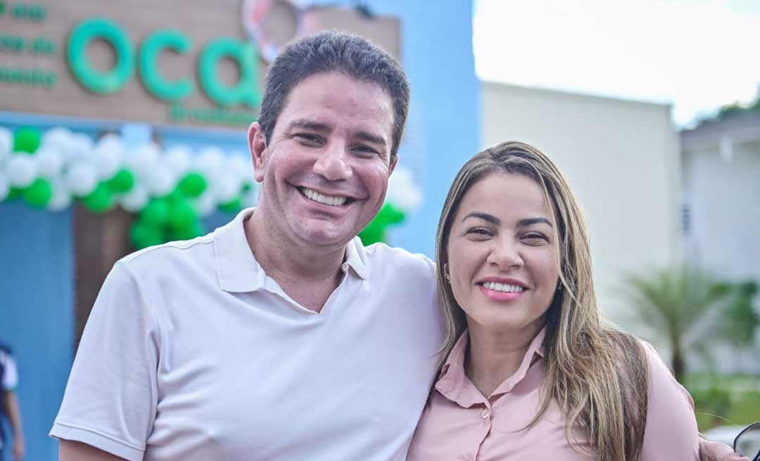 Em Brasileia ao lado de Fernanda Hassem, Gladson inaugura OCA e assina convênio para manutenção de ruas e ramais