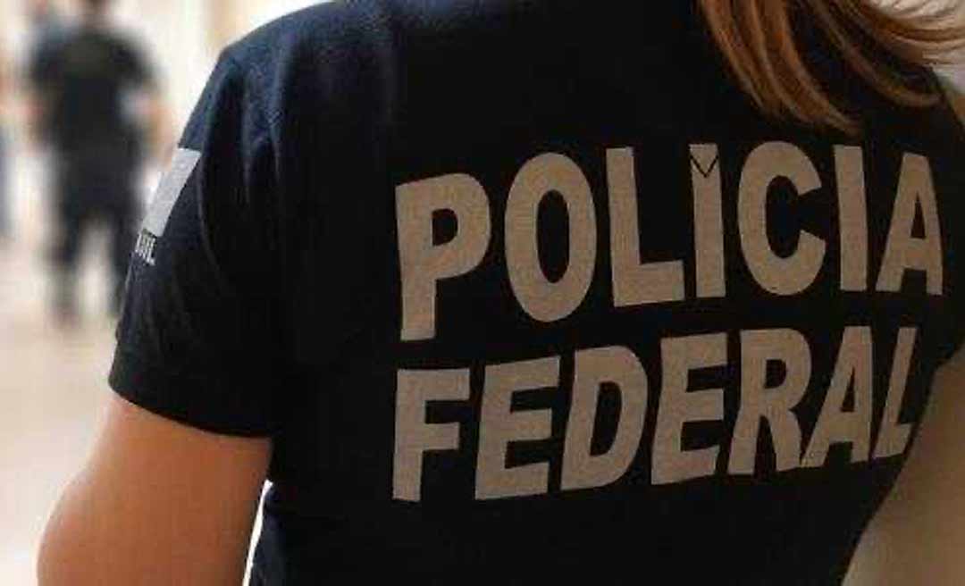 Mulher é detida em flagrante pela Polícia Federal sob suspeita de transportar droga para Plácido em ônibus