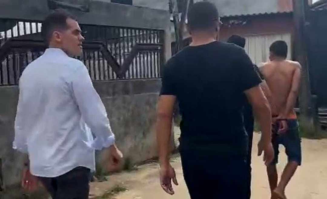 Homem é preso pela Polícia Civil por furto e descumprimento de medida protetiva contra a irmã em Cruzeiro do Sul