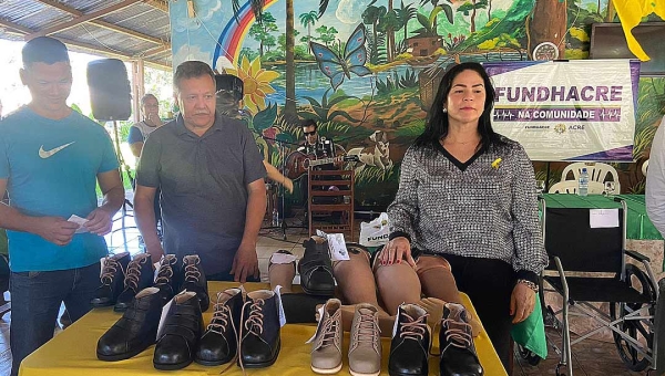 Deputada Maria Antônia participa de ação de saúde e entrega de próteses na Casa de Acolhida Souza Araújo