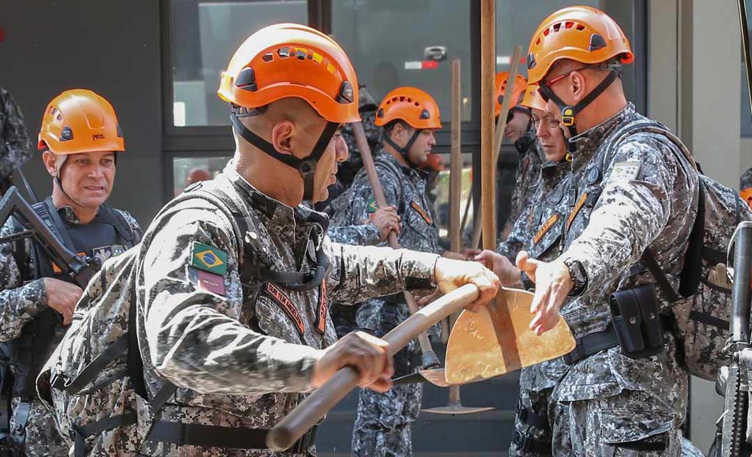 Com o aumento das queimadas na fronteira do Amazonas com o Acre, ministro autoriza uso da Força Nacional